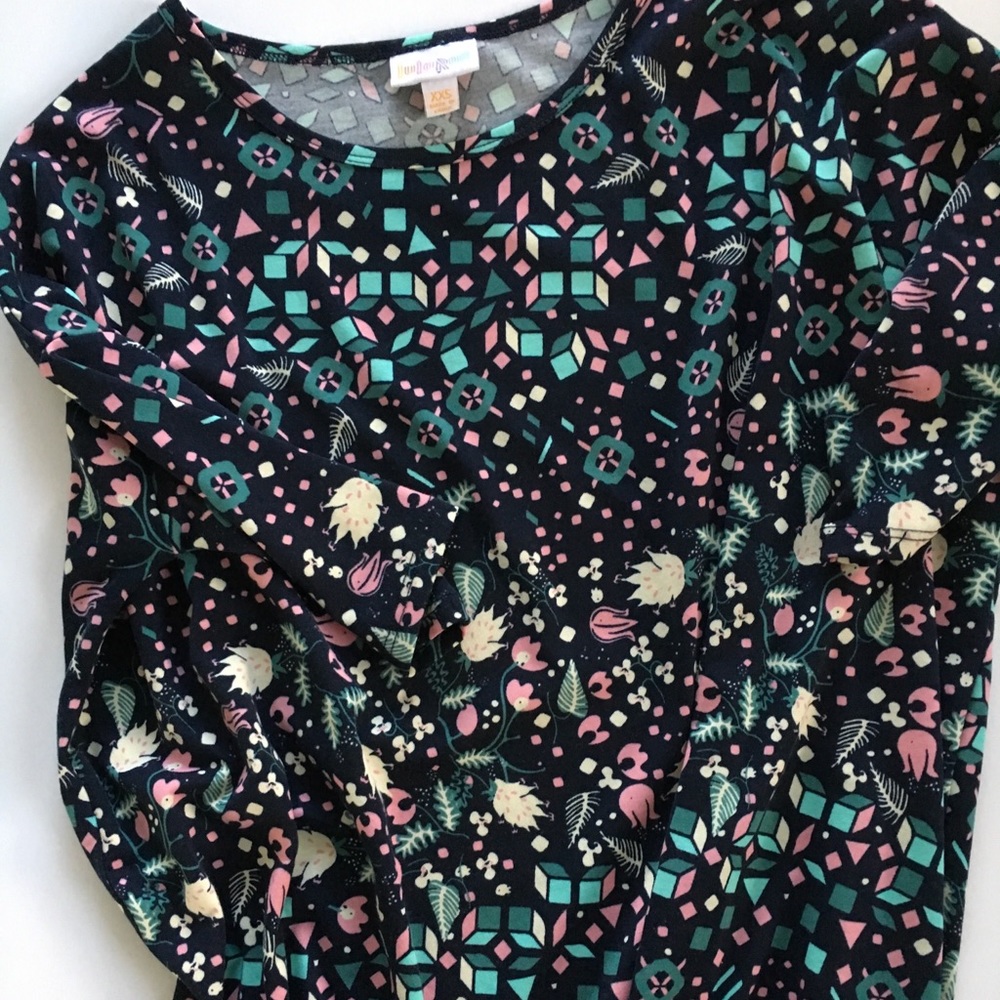 LuLaRoe Floral Irma top